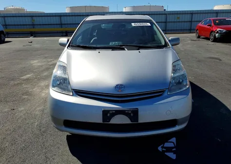 2004 Toyota Prius Base from USA, damaged, VIN JTDKB22U140092529